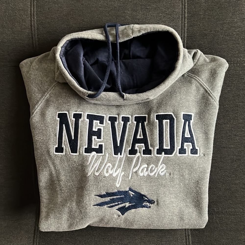 UNIVERSITY OF NEVADA UNR COLLEGIATE WOLF PACK EMBROIDERED COW NECK SWEATSHIRT